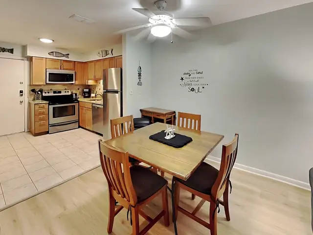 Kitchen at Fiddler’s Cove 10G